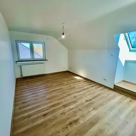 Modern Und Flexibel Wohnen Zwischen Koeln Und Duesseldorf Monchengladbach