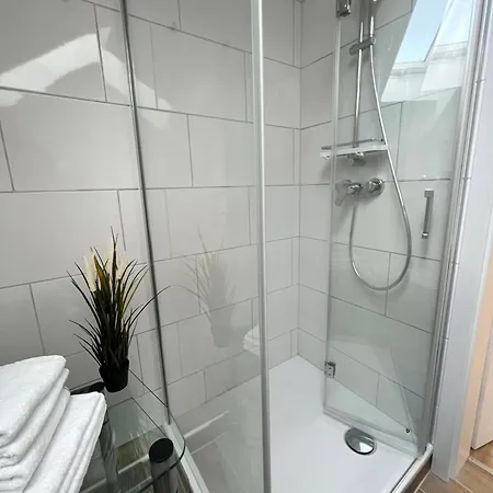 Modern Und Flexibel Wohnen Zwischen Koeln Und Duesseldorf *