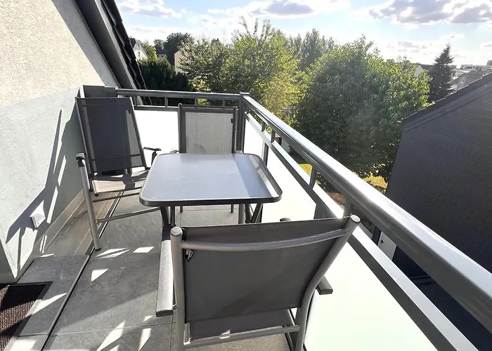 Modern Und Flexibel Wohnen Zwischen Koeln Und Duesseldorf *